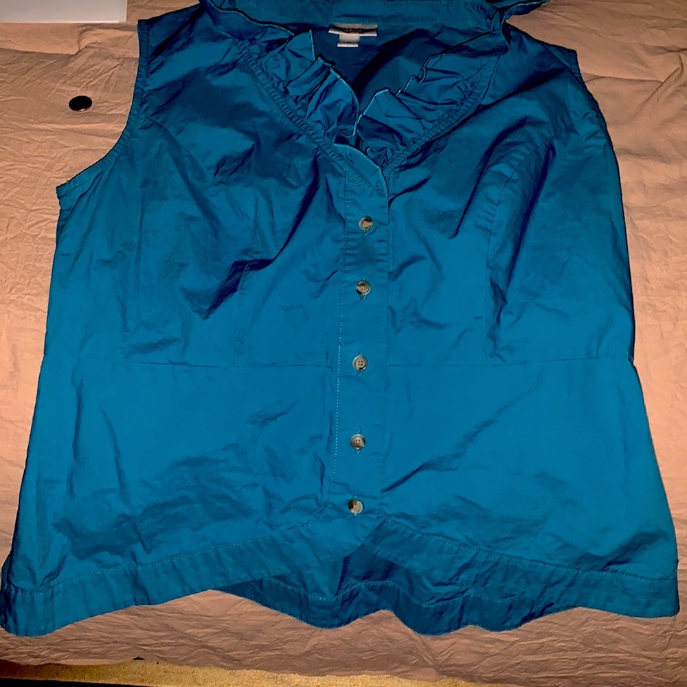 Blue business formal shirt